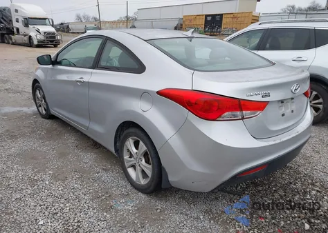 2013 Hyundai Elantra Gs z USA, uszkodzony, nr VIN KMHDH6AE3DU016484